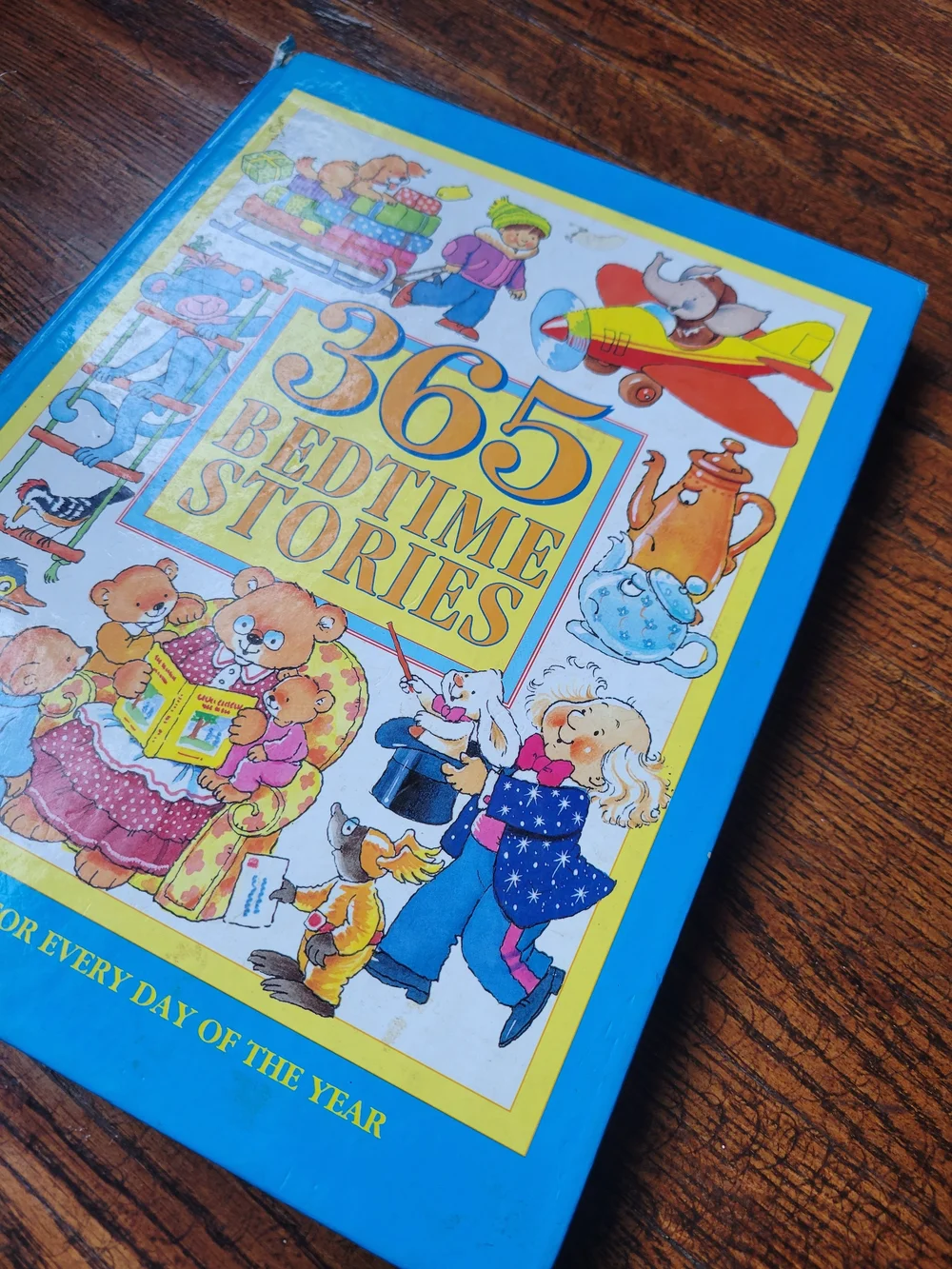 365 Bedtime Stories, A New Story For Every Day Anne McKie Hardcover, 1997 Age 3+